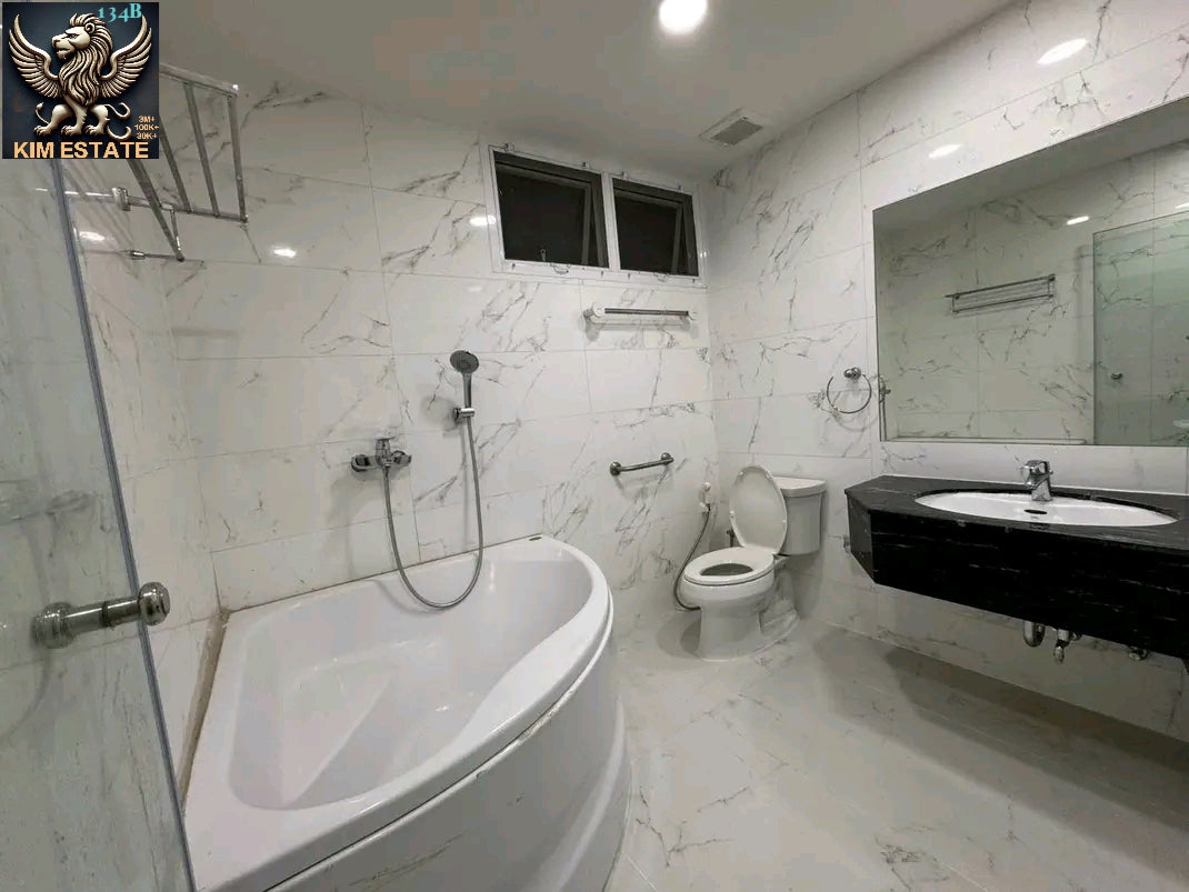 BAAN THANON SARASIN 102SQM 2BED2 5TH