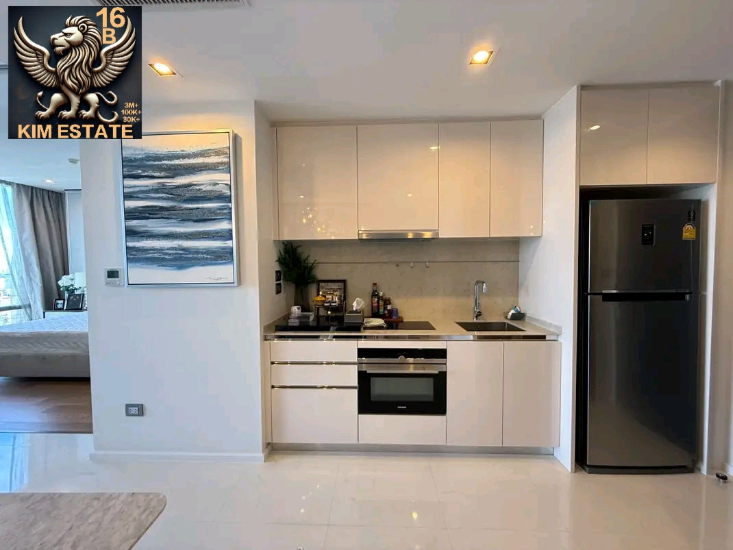 THE BANGKOK SATHORN 63SQM 1BED1 FL40 PRIVATE LIFT 49,000