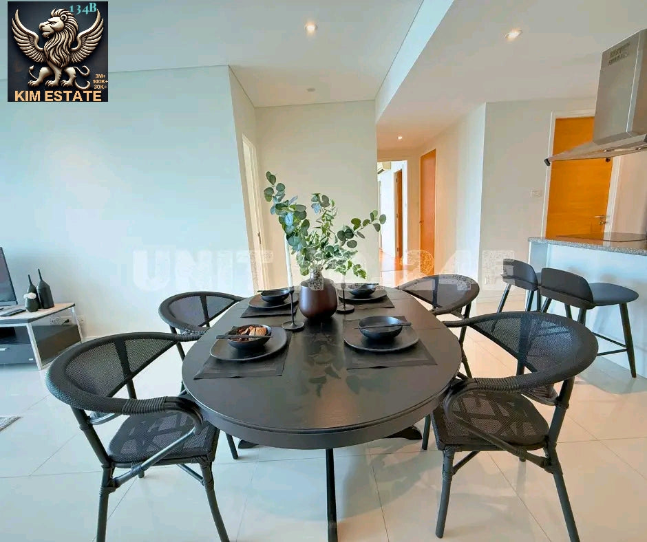 FULLERTON SUKHUMVIT 105SQM 2BED2 FL24