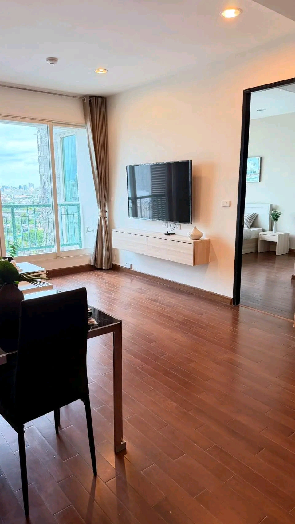 THE ADDRESS CHIDLOM 58SQM 1BED1 18FL 36,000